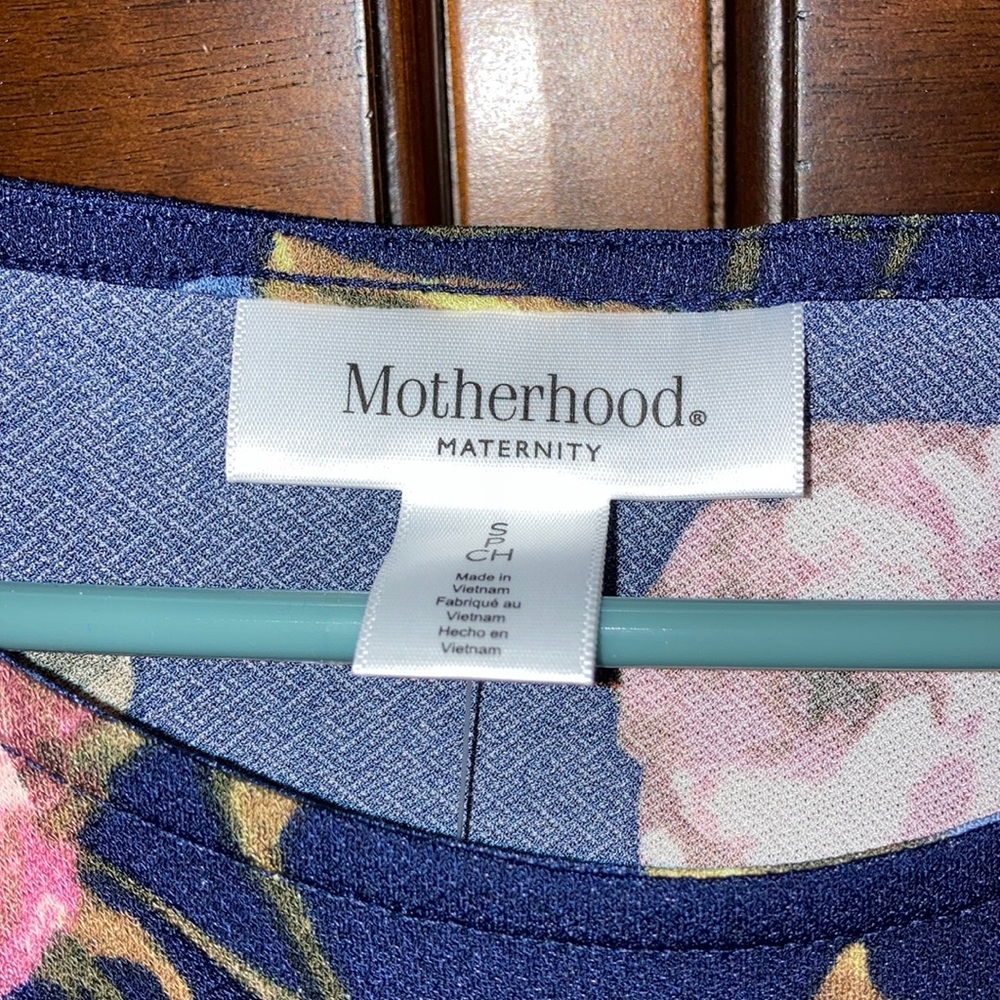 🎉 Maternity B1G1 FREE 🎉 NWT Motherhood Maternity Floral Blouse - Picture 4 of 5